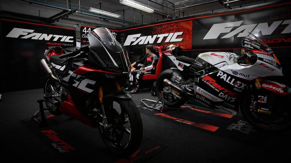 Fantic Motor Motard 125 Performance 4t (2020) (5)