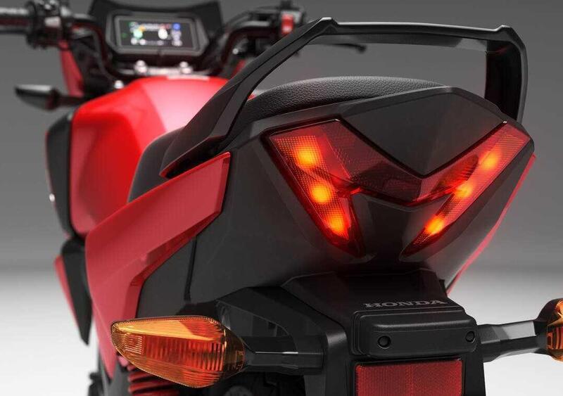 Honda CB 125 F CB 125 F (2026) (17)