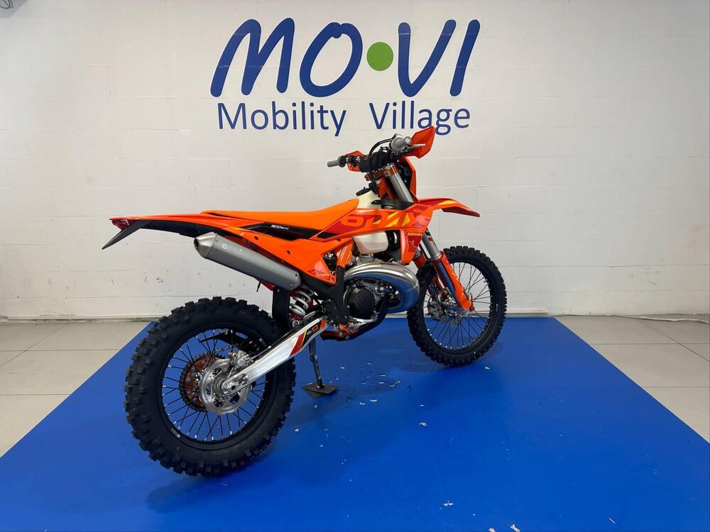 KTM 300 EXC Six Days (2025) (2)