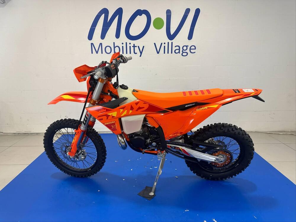 KTM 300 EXC Six Days (2025) (5)