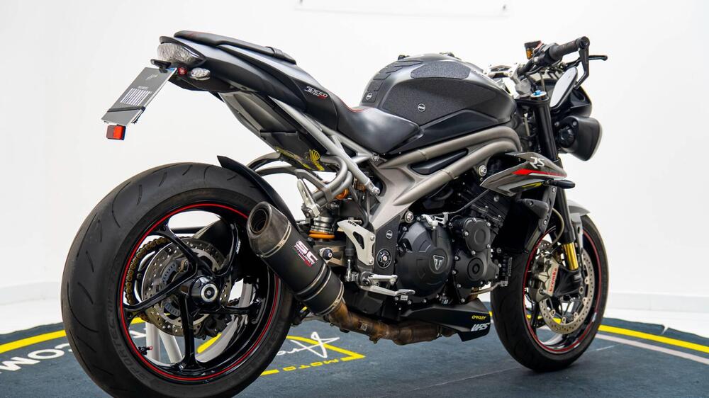 Triumph Speed Triple 1050 RS (2018 - 20) (4)