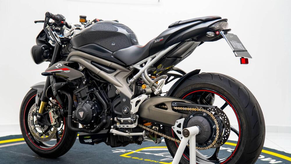 Triumph Speed Triple 1050 RS (2018 - 20) (6)