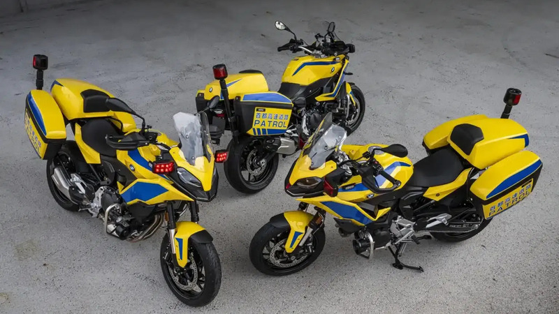 Addio Honda CB400, Shutoko Patrol sceglie la BMW F 900 XR