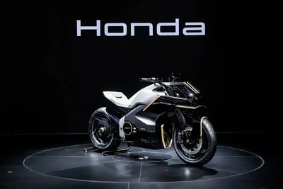 Honda presenta al Salone di Pechino la naked elettrica del futuro