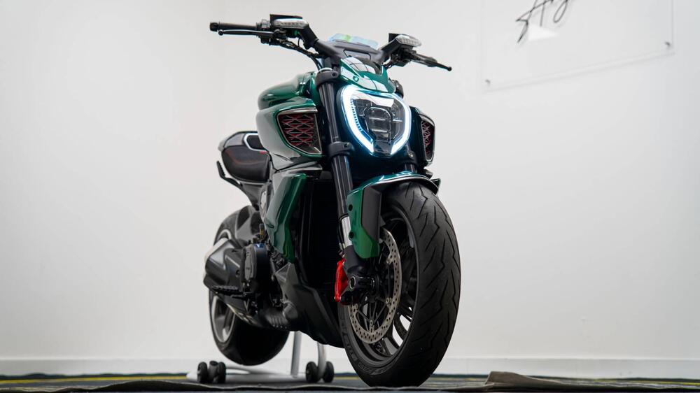 Ducati Diavel for Bentley (2024) (16)