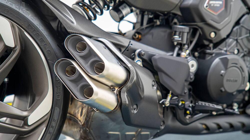 Ducati Diavel for Bentley (2024) (18)