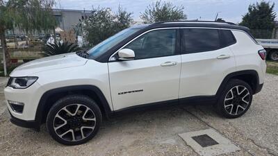 Jeep Compass 2.0 Multijet II aut. 4WD Limited del 2018 usata a Giulianova