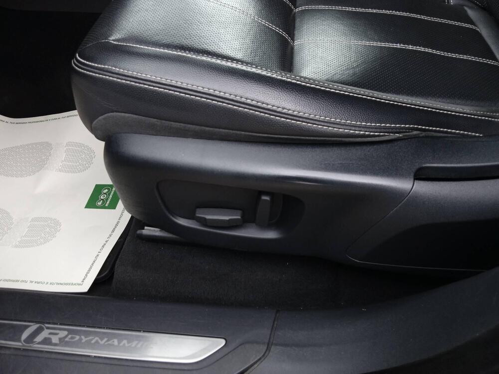 Land Rover Range Rover Velar usata a Frosinone (14)