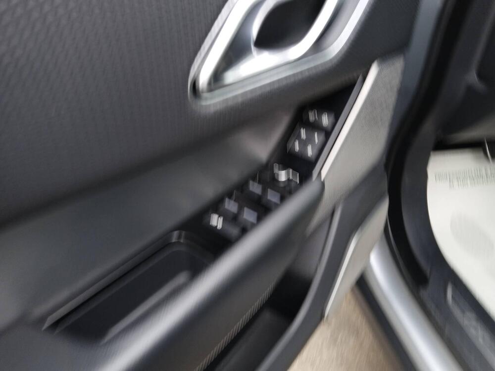 Land Rover Range Rover Velar usata a Frosinone (15)
