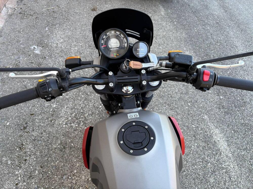 Royal Enfield Himalayan 411 (2021 - 24) (3)