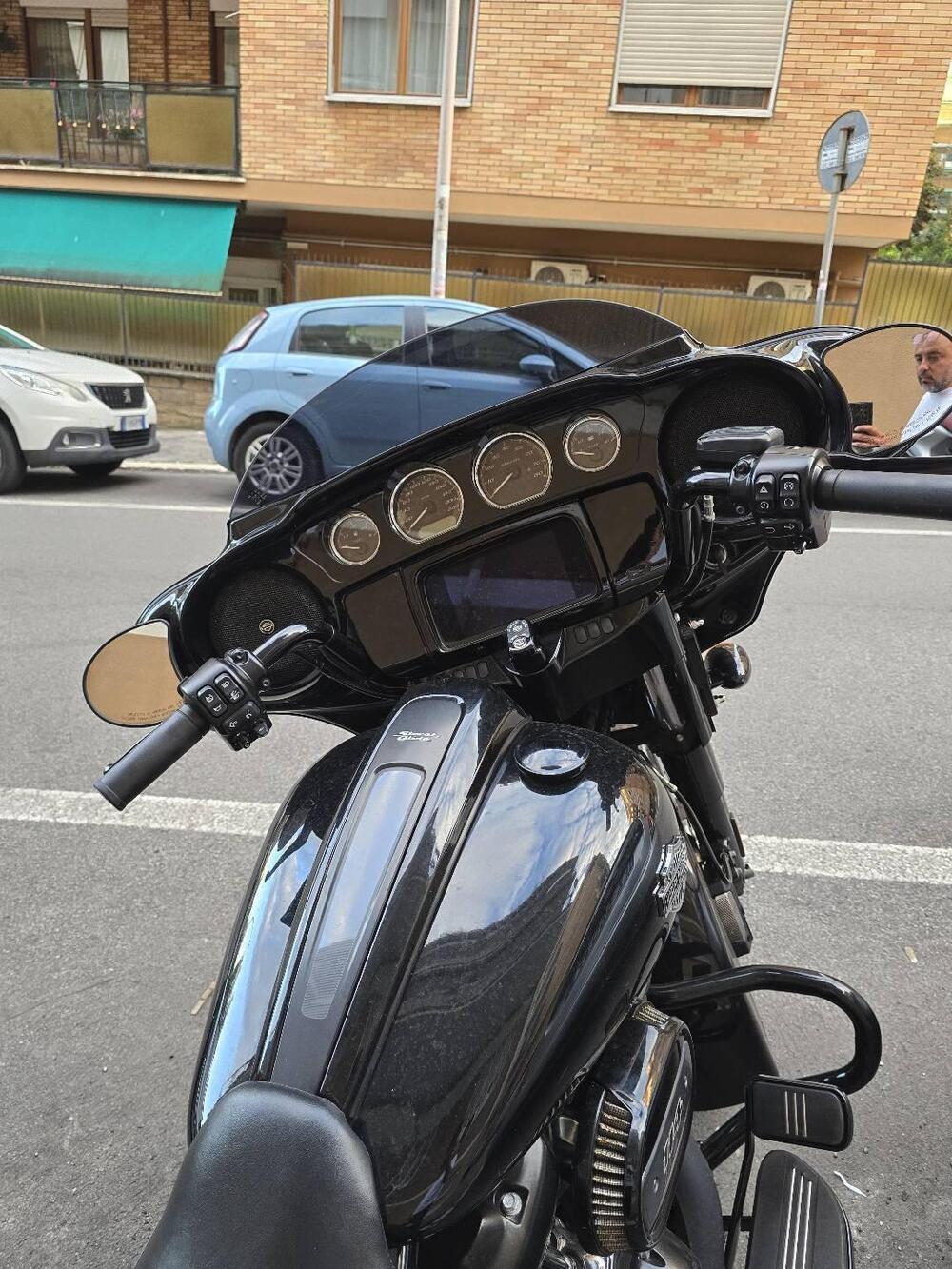 Harley-Davidson Street Glide Special (2021 - 23) (4)