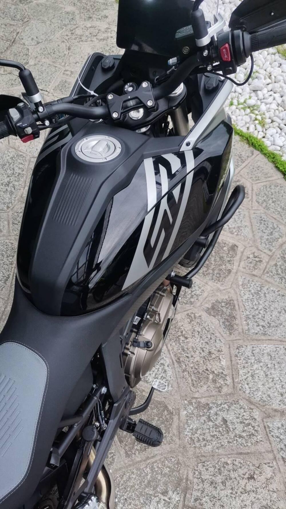 QJ Motor SRT 600 SX (2024 - 25) (3)