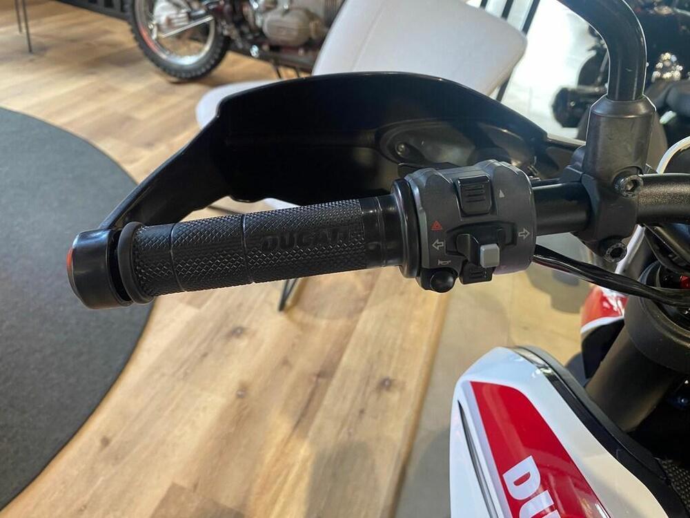 Ducati Hypermotard 821 SP (2013 - 15) (9)