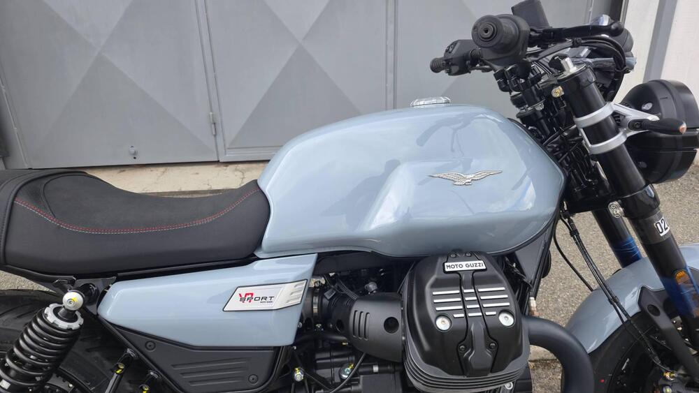 Moto Guzzi V7 Sport (2025) (6)