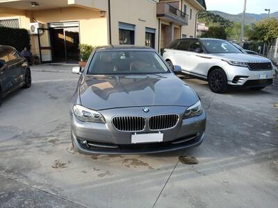 BMW Serie 5 Touring 520d  Futura del 2011 usata a Colfelice
