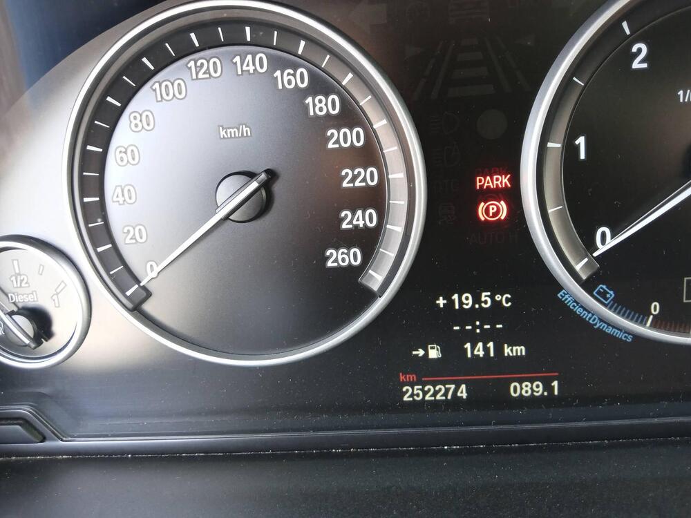 BMW Serie 5 Touring usata a Frosinone (13)