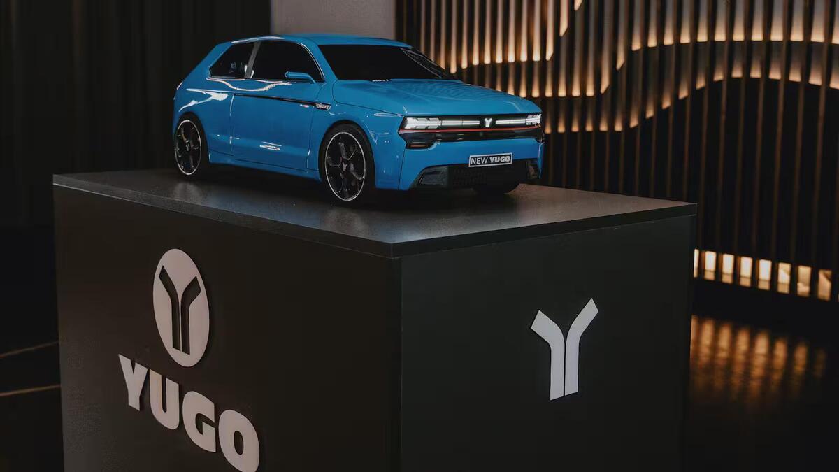 Yugo ritorna: entro il 2027 una nuova citycar a due porte. Presentato il primo modello in scala a Monaco