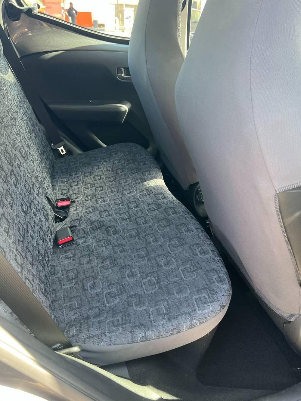 Toyota Aygo usata a Roma (13)