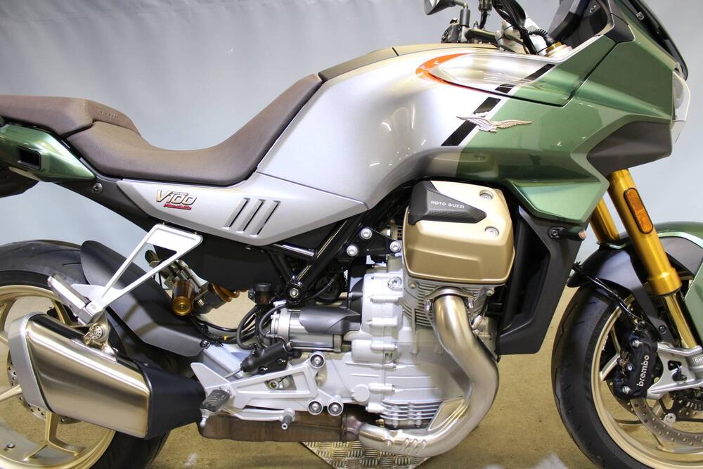 Moto Guzzi V100 Mandello S (2022 - 24) (9)