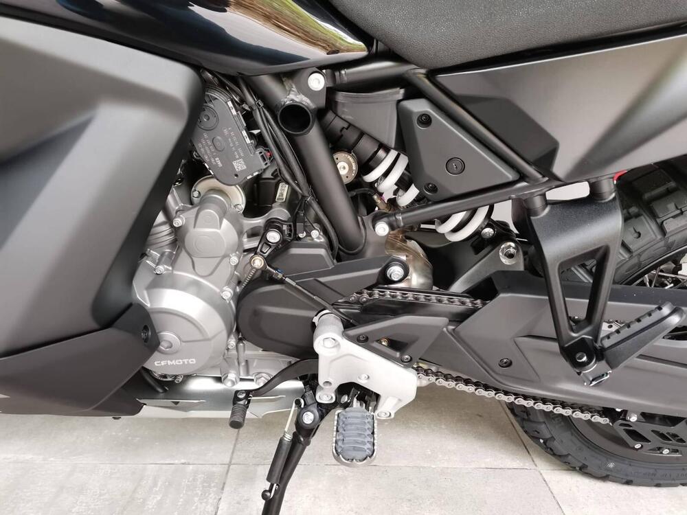 CFMOTO 800MT-X Low Seat (2025) (10)