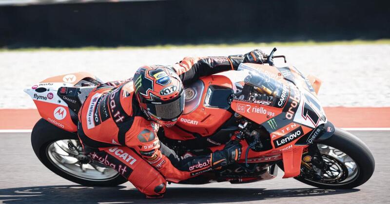 Ducati Panigale V4 R in arrivo