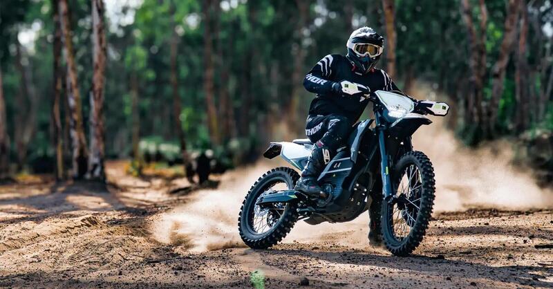 OZY 30X: la nuova moto da cross elettrica che arriva dall&#039;Australia