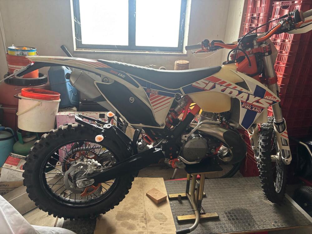 KTM 300 EXC E Six Days (2012) (8)