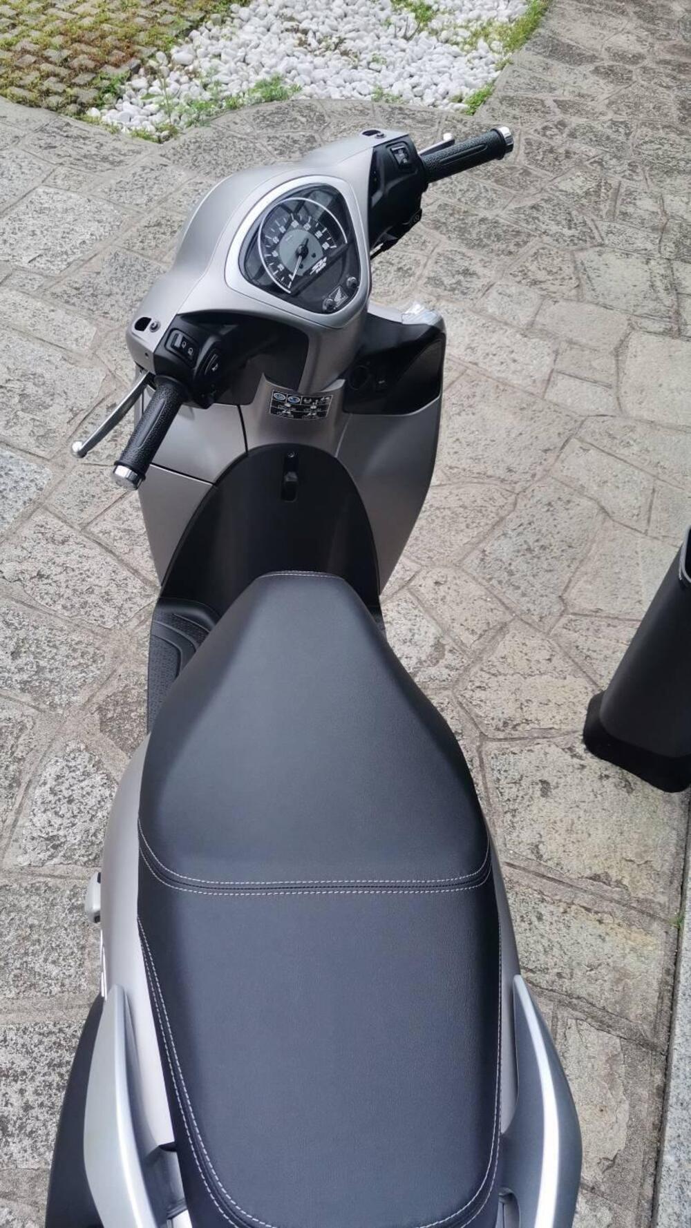 Honda SH 125 Mode (2021 - 23) (3)