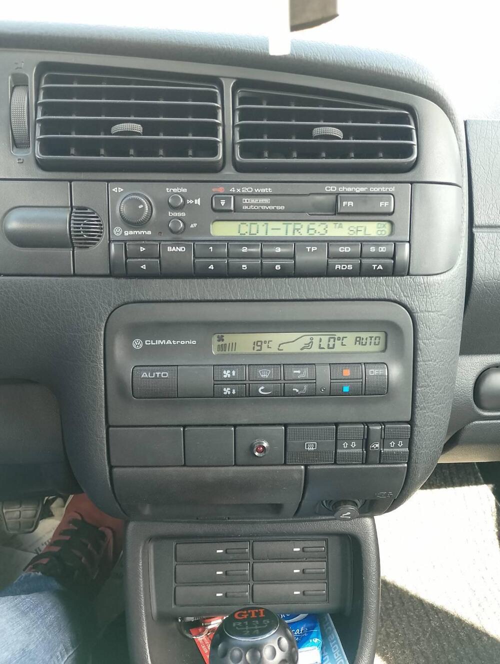 Volkswagen Golf GTI 2.0 16V 150cv d'epoca a Oristano (9)