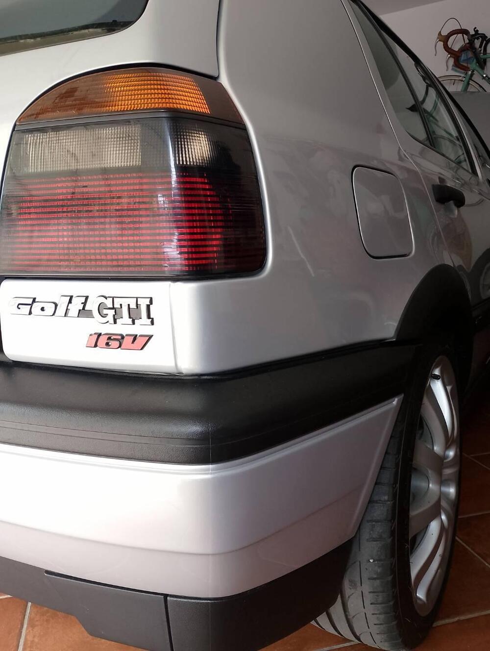 Volkswagen Golf GTI 2.0 16V 150cv d'epoca a Oristano (6)