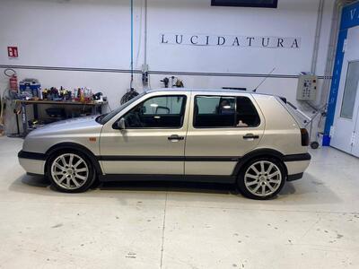 Volkswagen Golf GTI 2.0 16V 150cvd&#039;epoca del 1995 a Albagiara