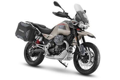Moto Guzzi V85 TT Travel (2024 - 25) nuova