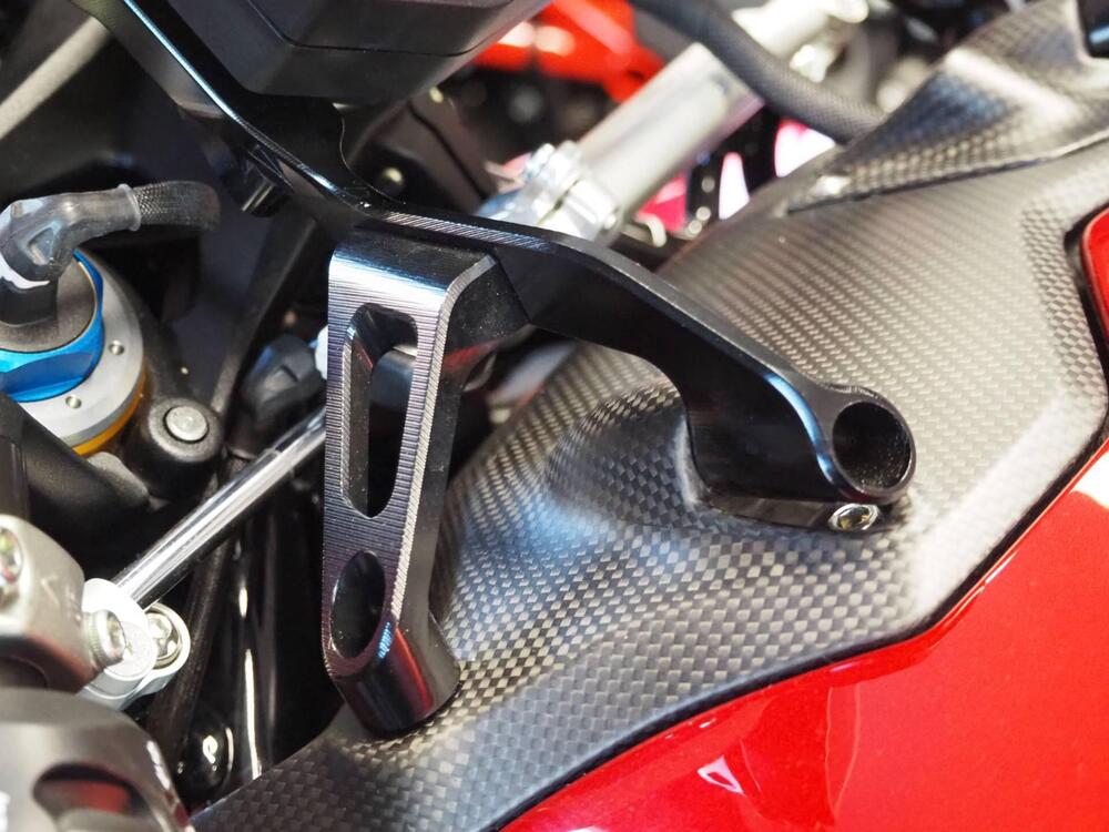 MV Agusta Brutale 1000 RR (2021 - 25) (7)