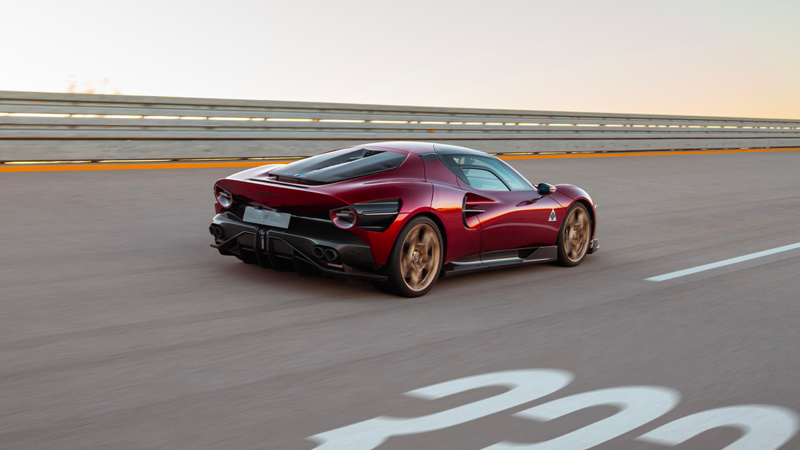 I primi test dell&#039;Alfa 33 Stradale a Nard&ograve;