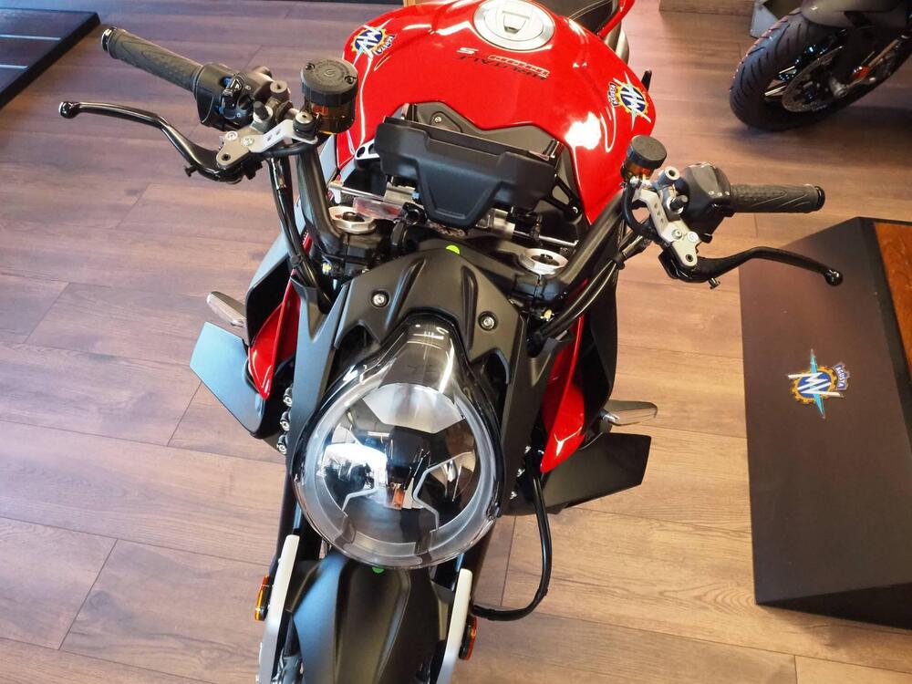 MV Agusta Brutale 1000 RS (2022 - 25) (9)