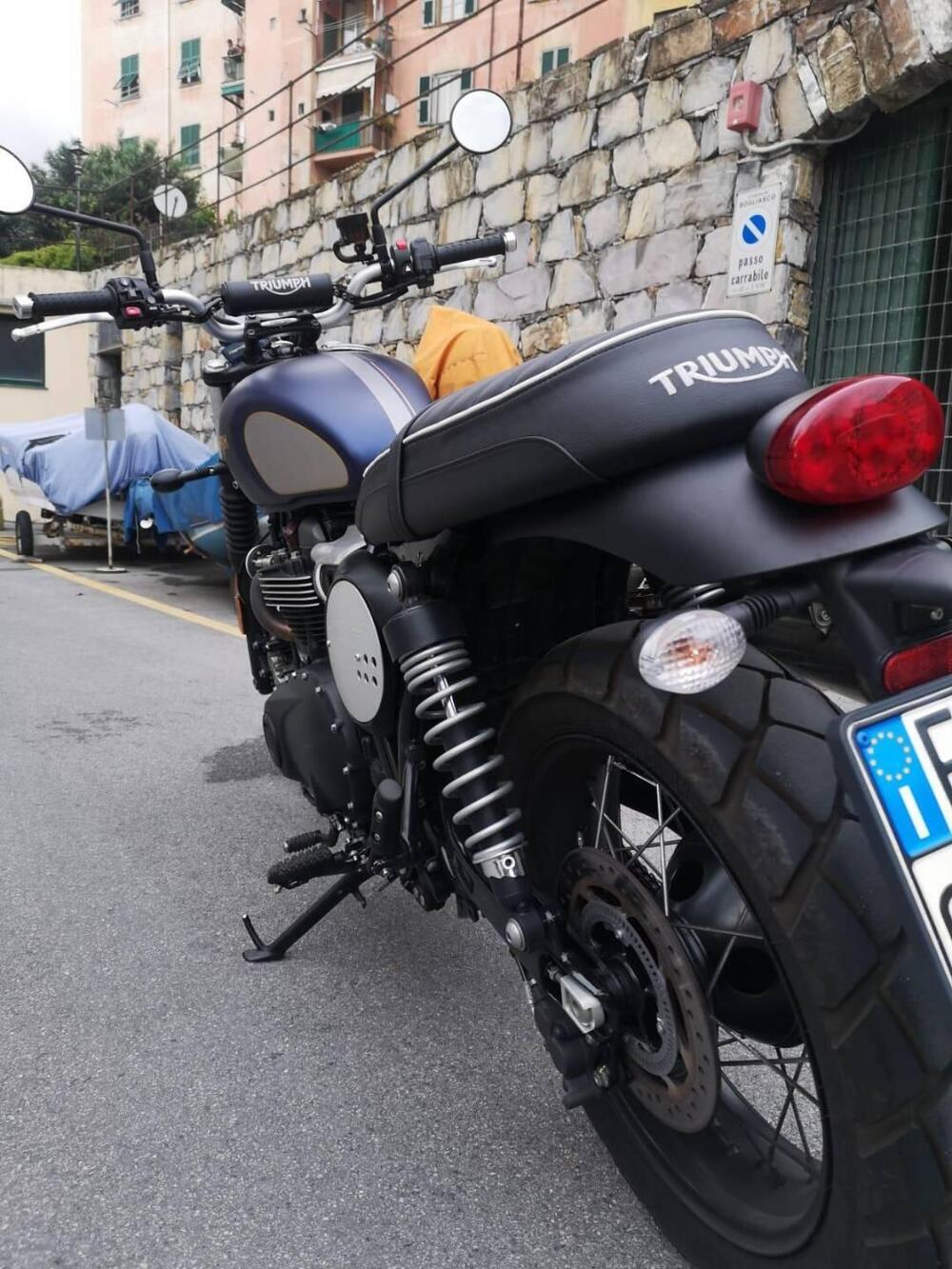 Triumph Street Scrambler 900 Gold Line Edition (2021 - 23) (6)