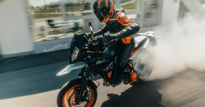 PowerWear Street, la linea di abbigliamento tecnico firmata KTM