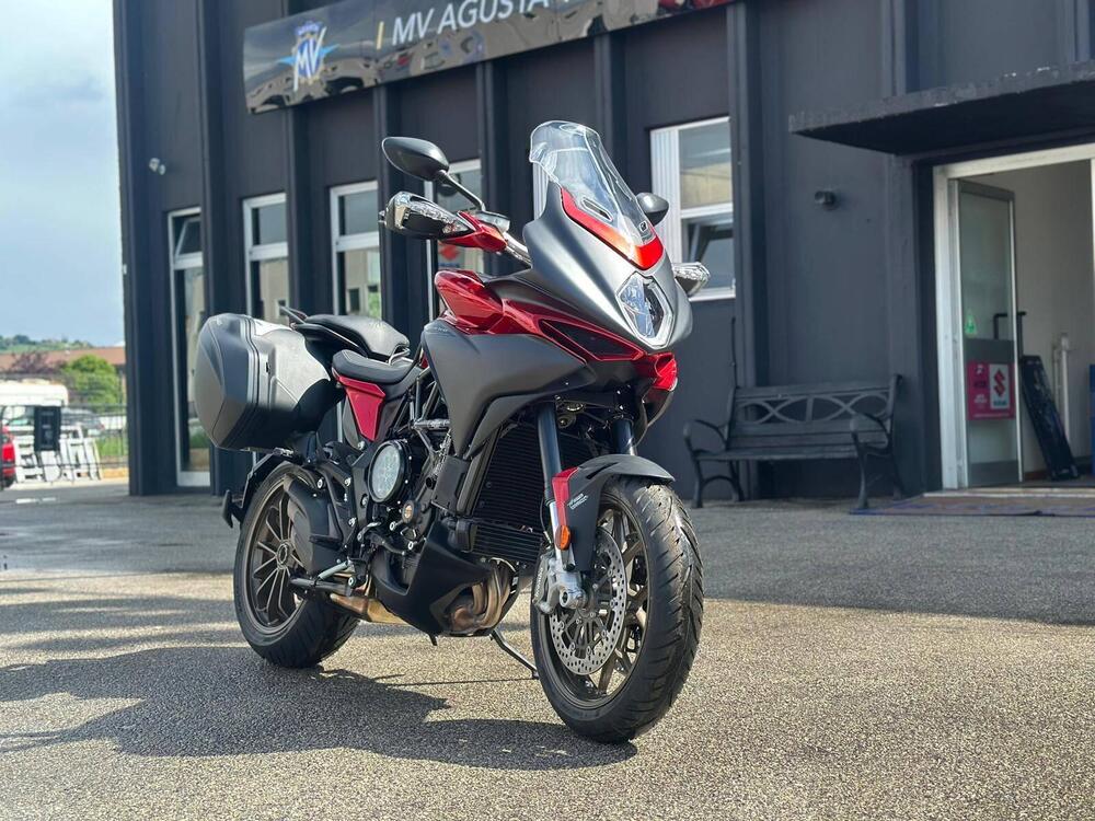 MV Agusta Turismo Veloce 800 Lusso SCS (2021 - 25) (3)