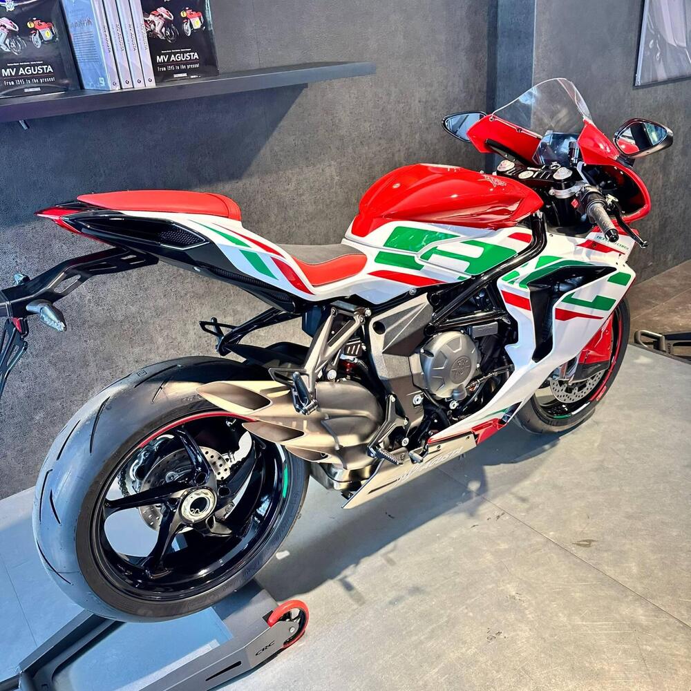 MV Agusta F3 800 RC (2022 - 25) (3)