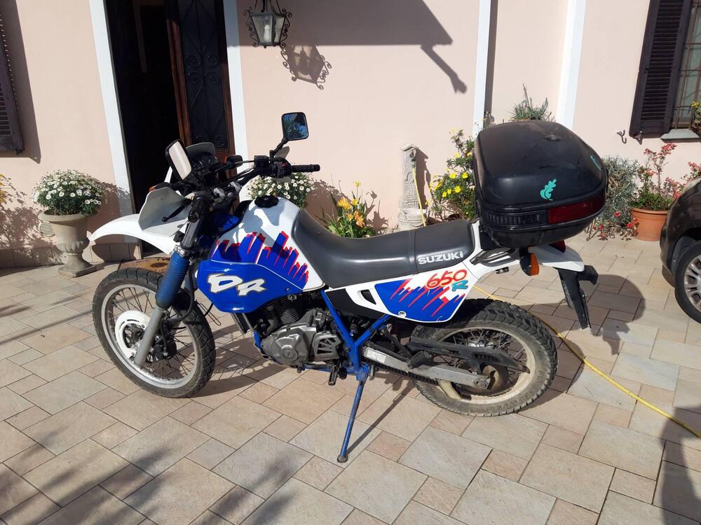 Suzuki DR 650 R (7)