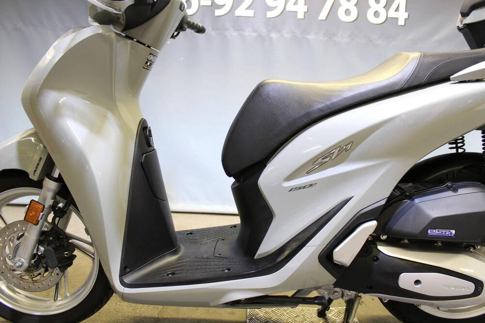 Honda SH 150i (2020 - 23) (16)