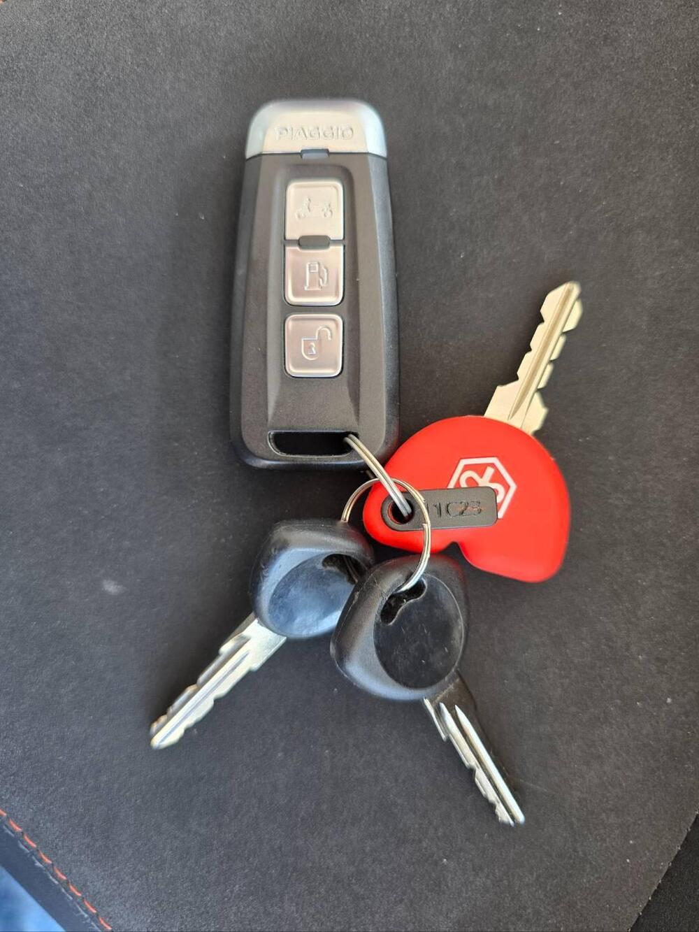 Piaggio Beverly 400 S ABS-ASR (2021 - 24) (12)