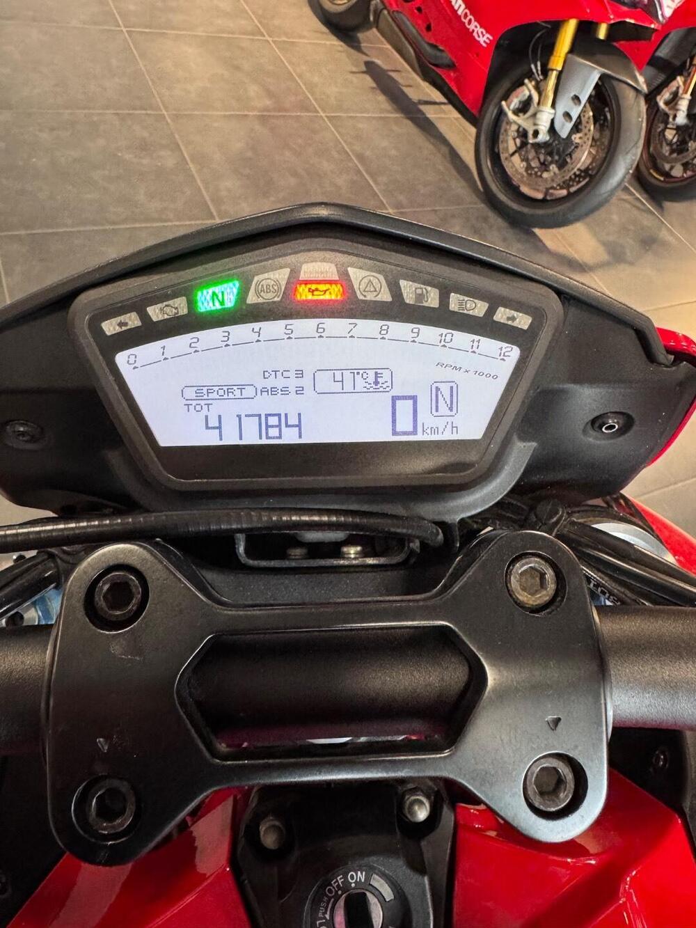 Ducati Hypermotard 939 SP (2016 - 18) (5)