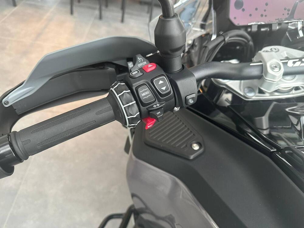 Bmw R 1300 GS Adventure ASA (2025 - 26) (9)