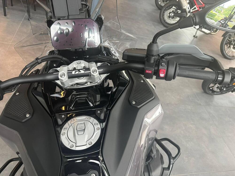 Bmw R 1300 GS Adventure ASA (2025 - 26) (8)