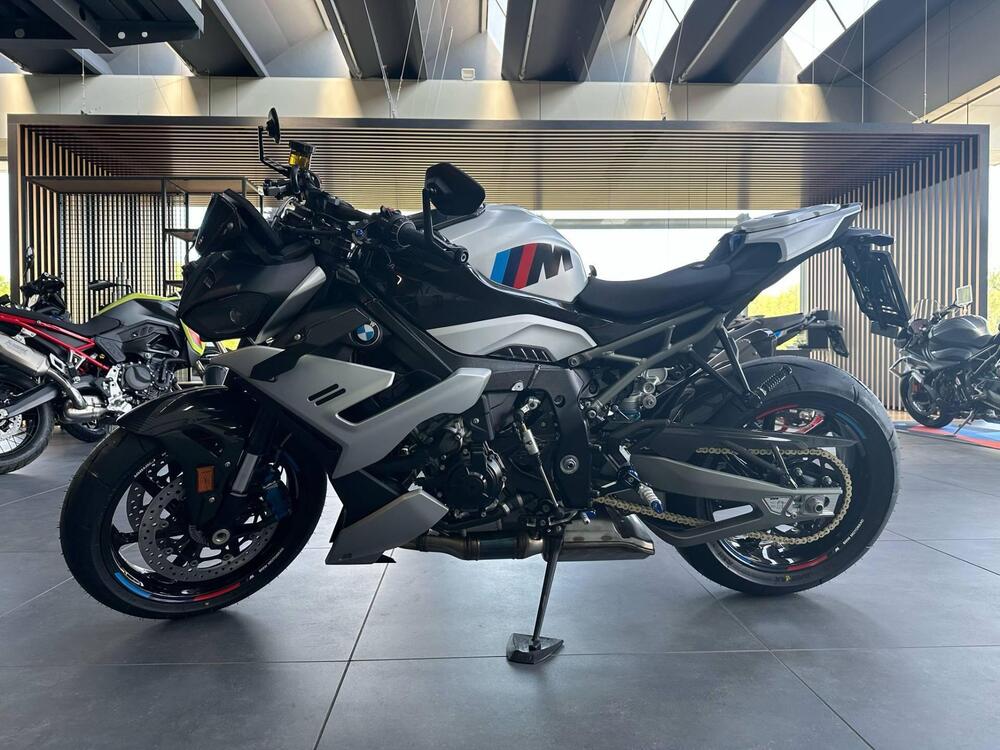 Bmw M 1000 R (2025) (4)