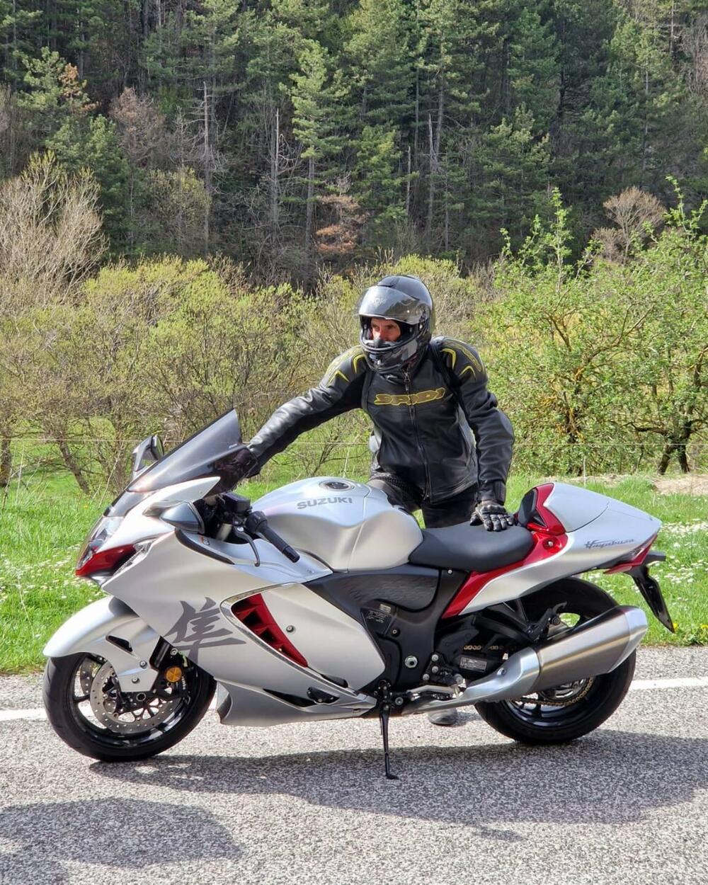 Suzuki GSX 1300 R Hayabusa (2021 - 24) (6)