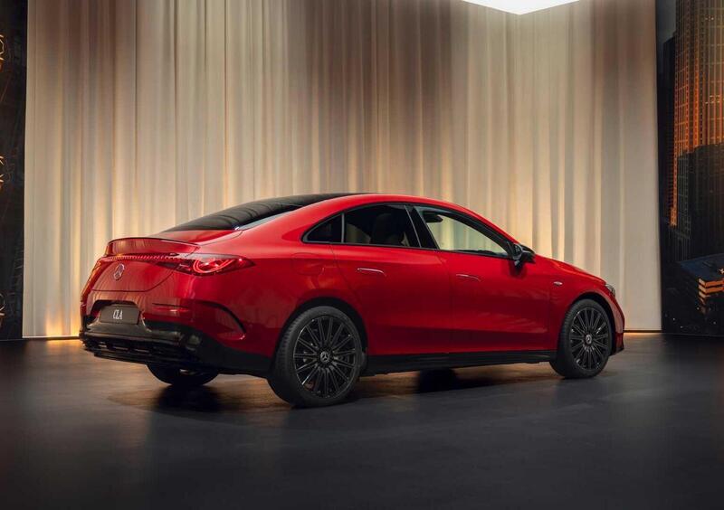 Mercedes-Benz CLA (2025-->>) (5)