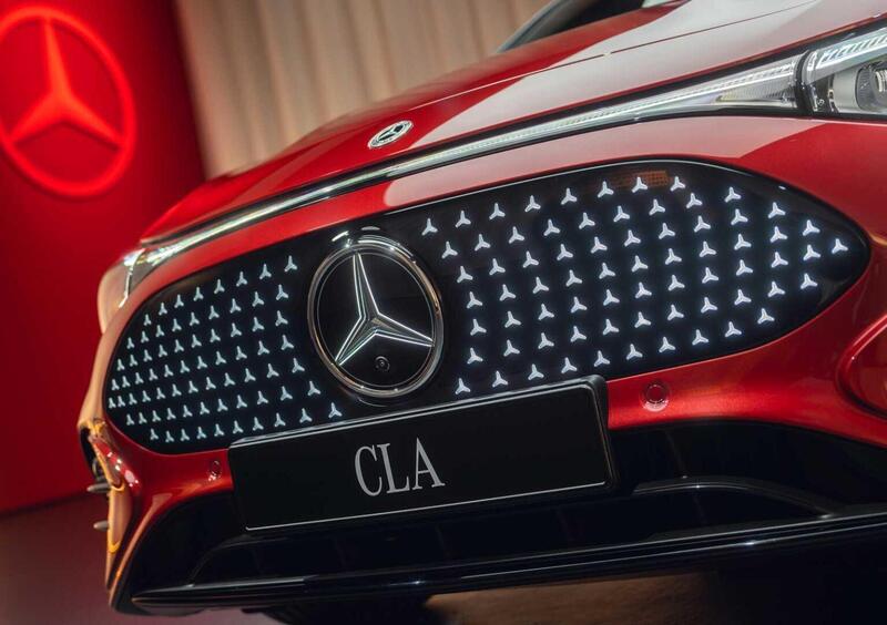 Mercedes-Benz CLA (2025-->>) (13)
