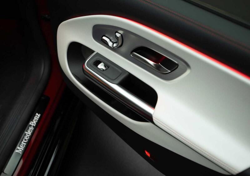 Mercedes-Benz CLA (2025-->>) (21)